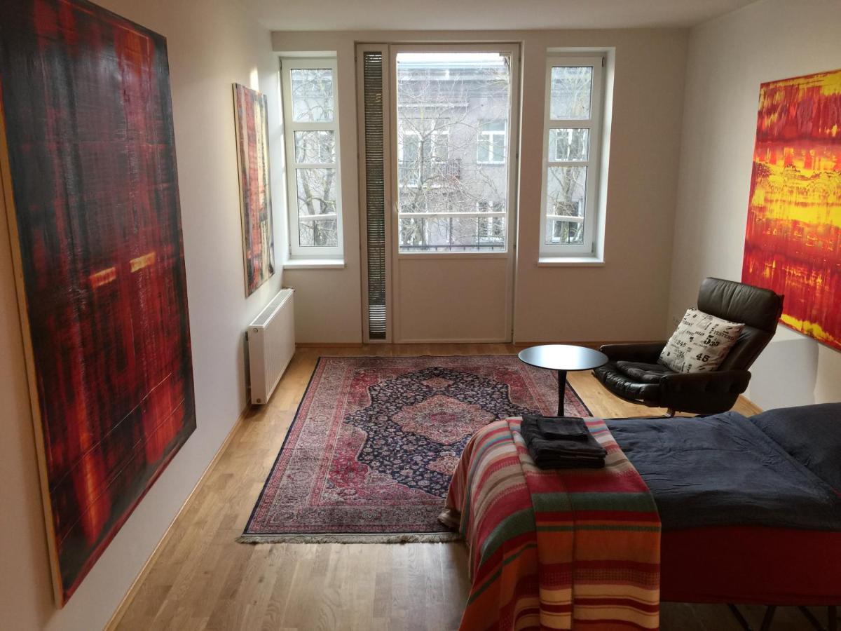 Huoneisto Huge Loft In Heart Of Tallinn