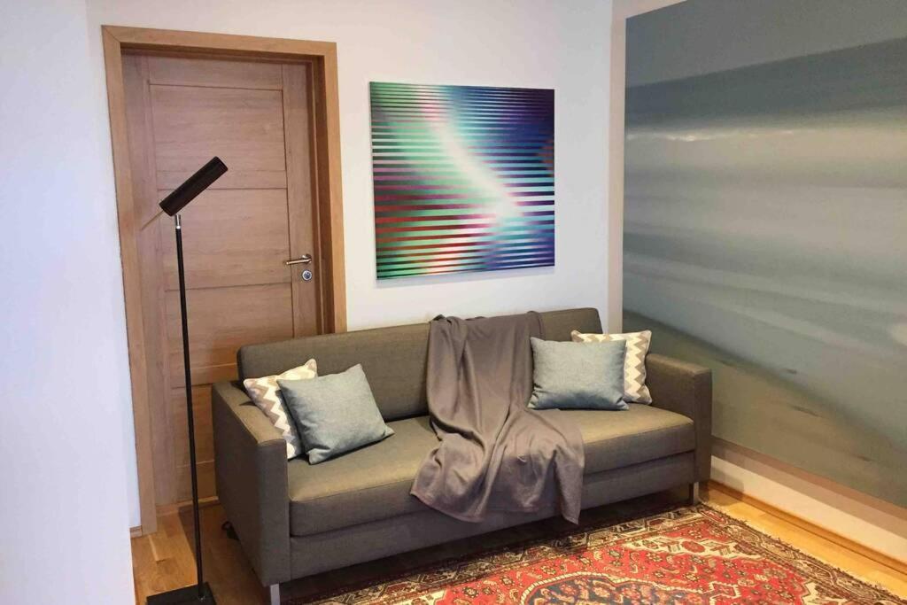 Huoneisto Huge Loft In Heart Of Tallinn Tallinna